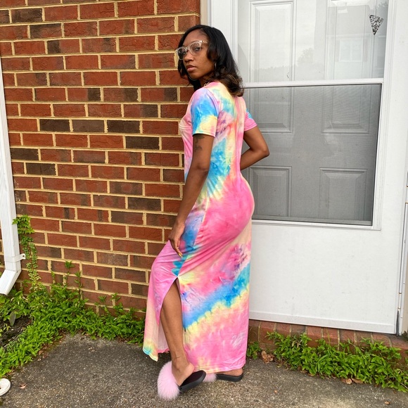 Tie Dye Maxi Dress 💕 - Picture 4 of 4